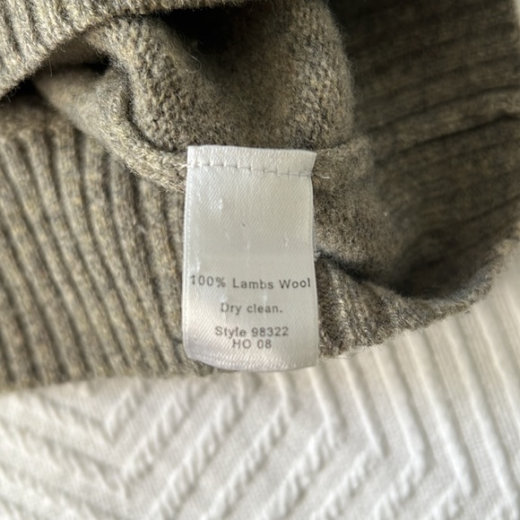 J Crew 100% Lambswool Men’s Mock Neck Sweater - Picture 5 of 5